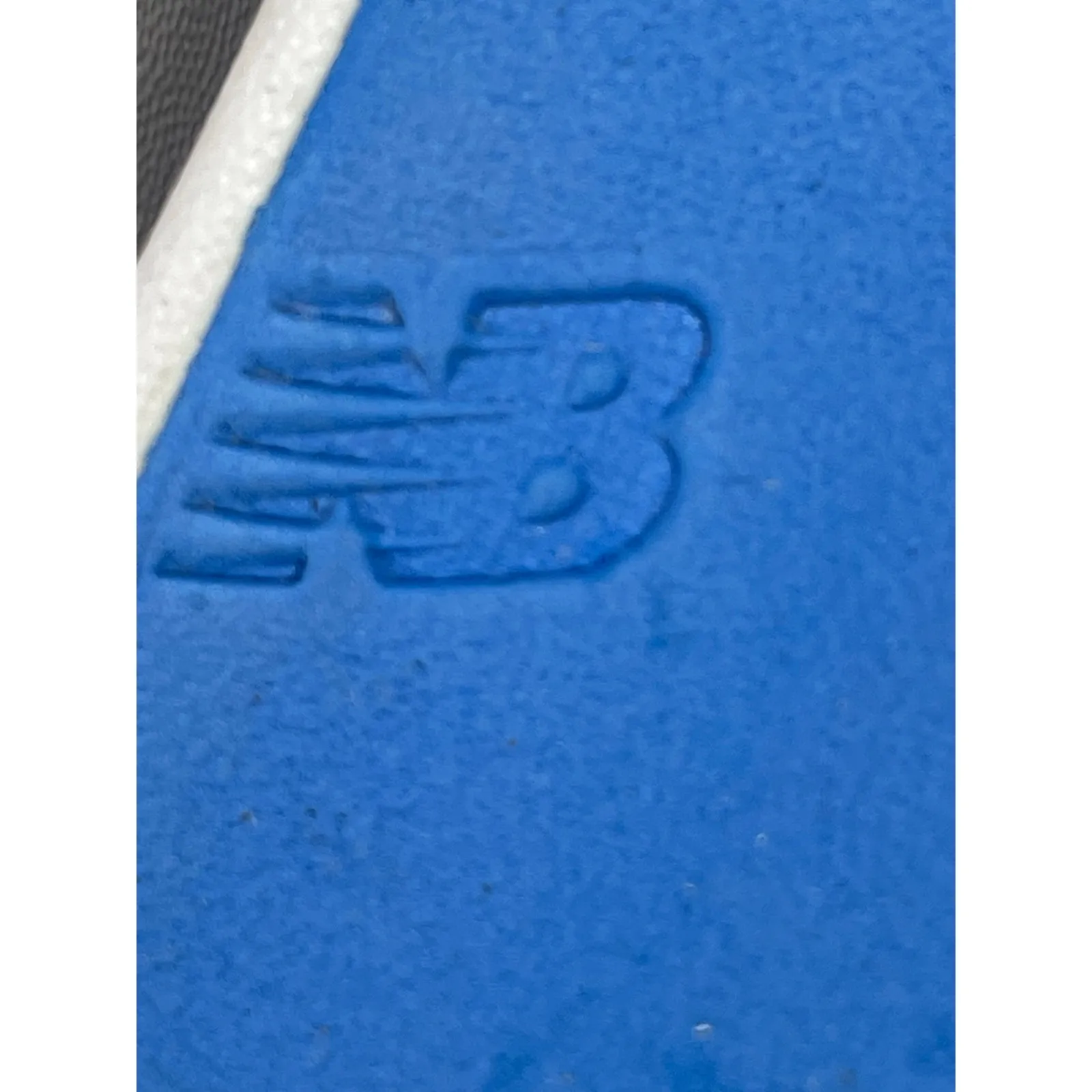 New Balance 200 series Women's White Slide Slip on Slippers  Size 8 - Image 5