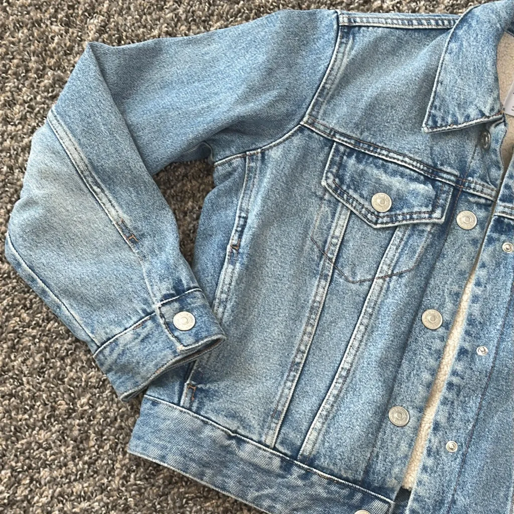 Zara Denim Jacket - Image 4