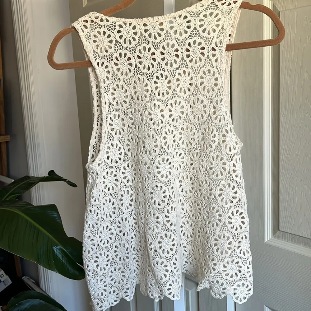 URBAN OUTFITTERS Pins & Needles Daisy Crochet Tank large - Image 4