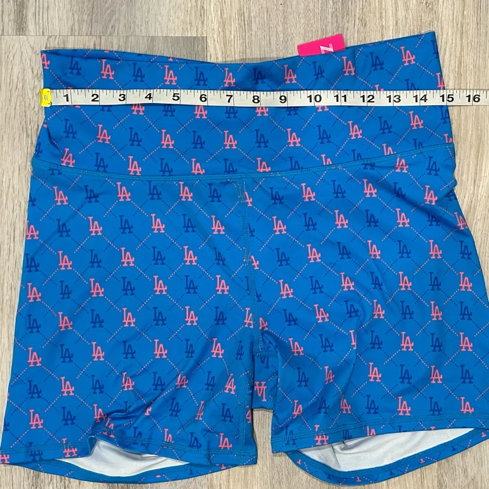 NWT Terez MLB Los Angeles Dodgers TLC Printed High-Waisted Bike Shorts Size XL - Image 3