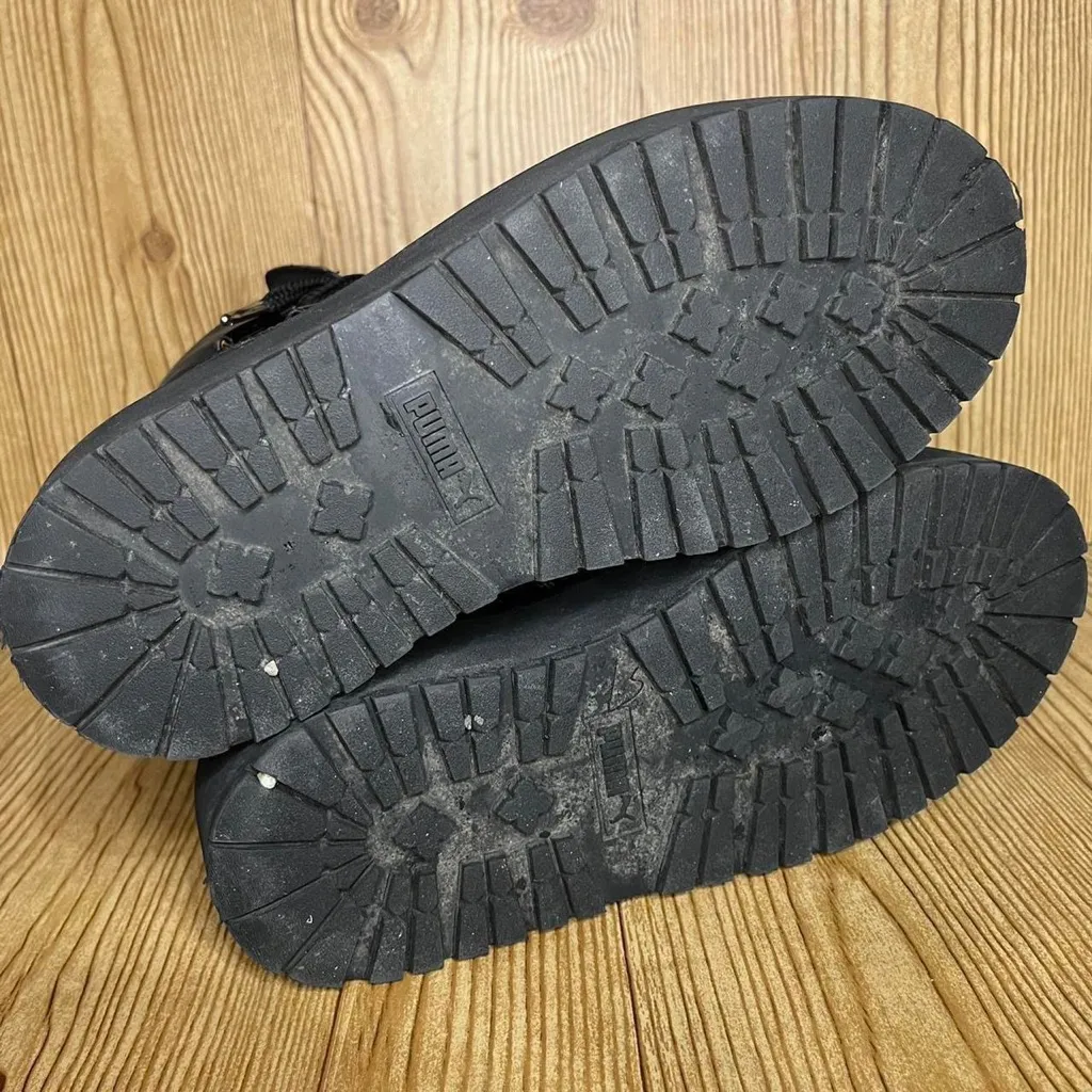 Puma x Fenty by Rihanna SB Black eyelet sneaker platform boots M7 W8 rare Size 8 - Image 4