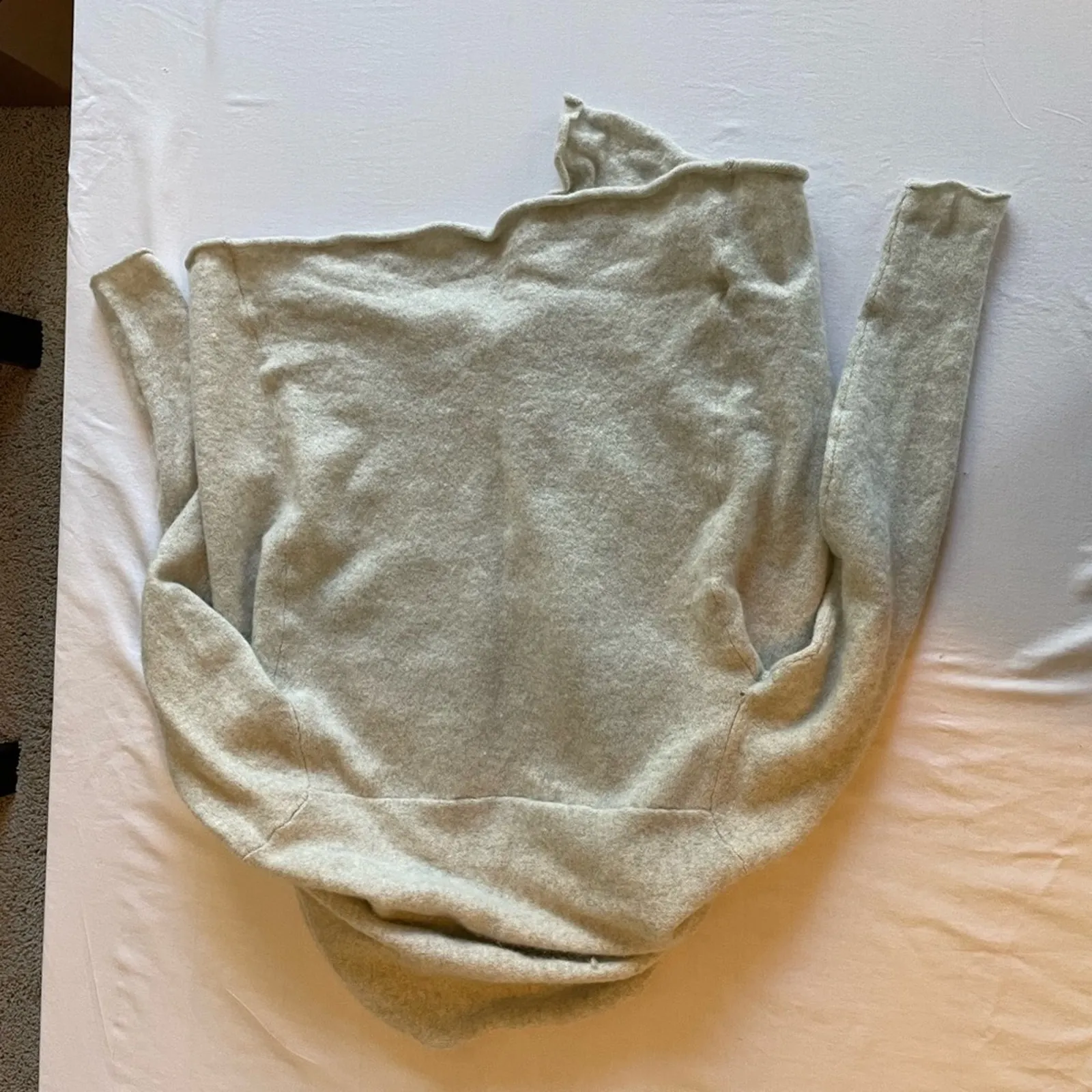 Club Monaco  cashmere cardigan. Size XXS - Image 4