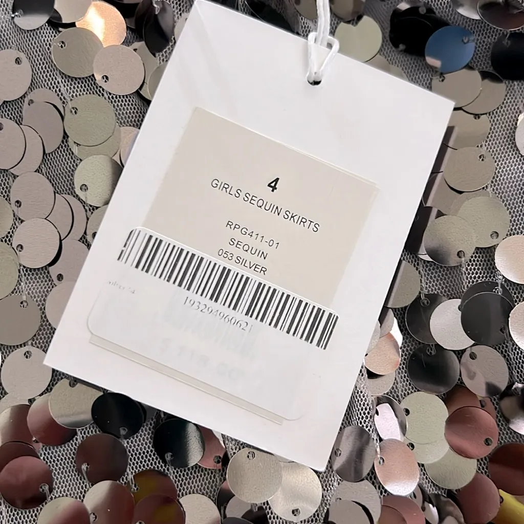 NWT Rachel Parcell Silver Sequin Skirt - Image 3