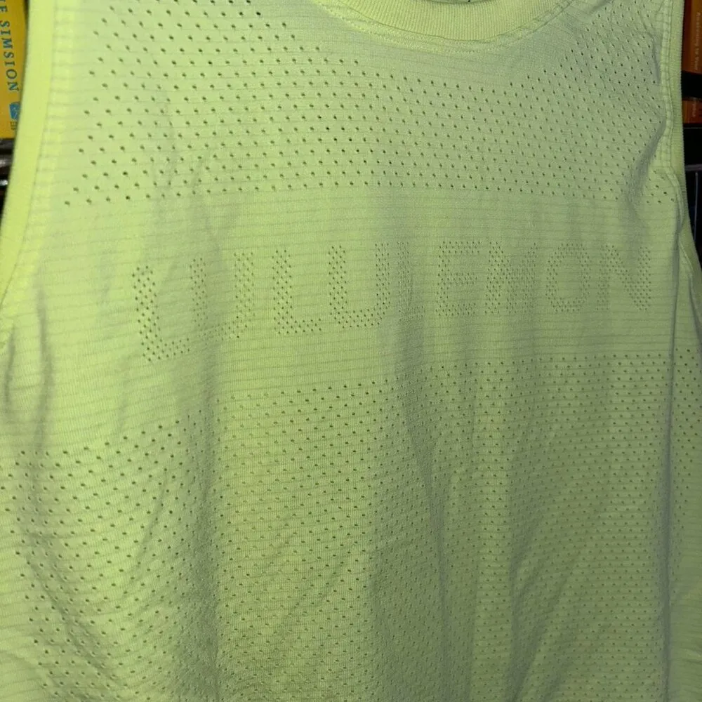 Lululemon Breeze By Muscle Crop Tank Neon Yellow Euc - Image 4