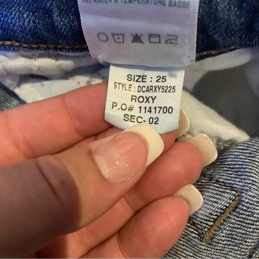 JOE’S JEANS Roxy Mid Rise Raw Hem Jeans size 25 - Image 8