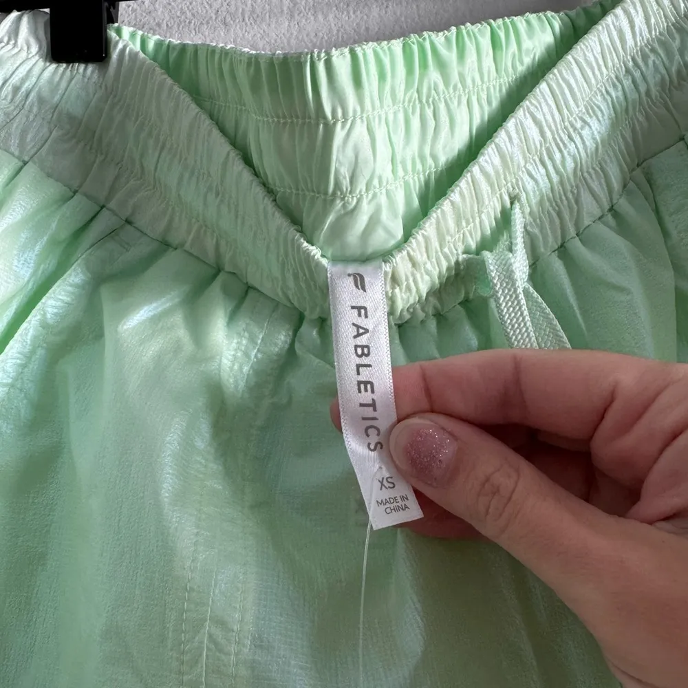 NWT Fabletics Sheer Ripstop Parachute Pant XS Cool Mint Neon - Image 5