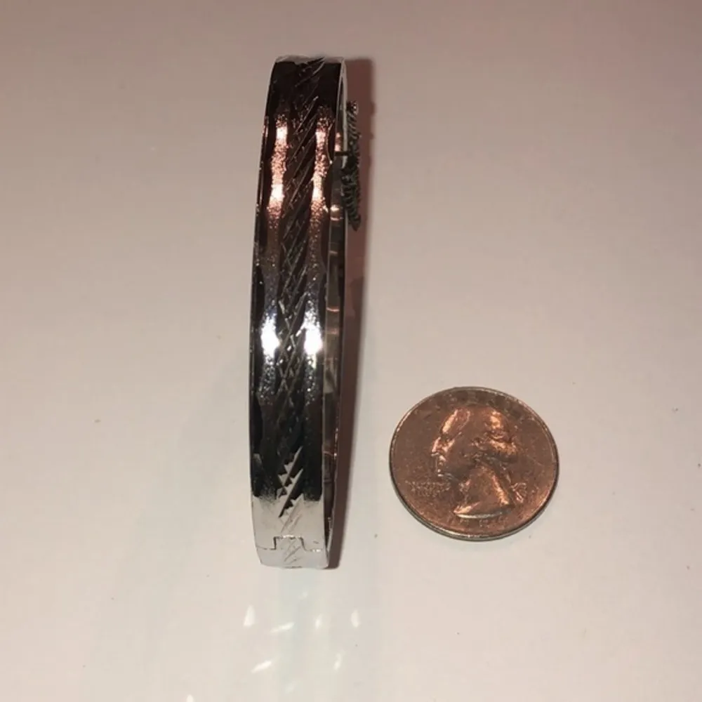 Pastelli RGP Rolled Gold Plated Silver Tone Hinged Bangle Bracelet - Image 6