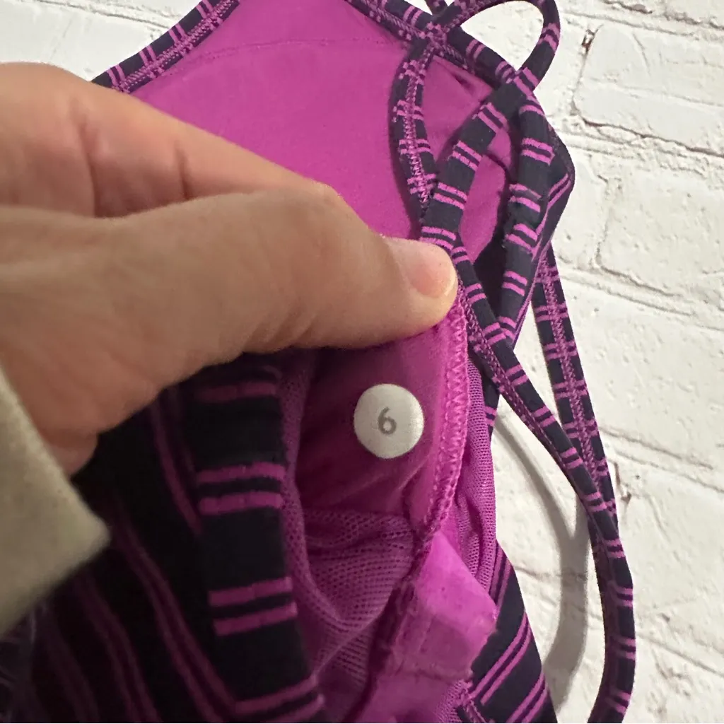 Lululemon Y tank top size 6 - Image 7