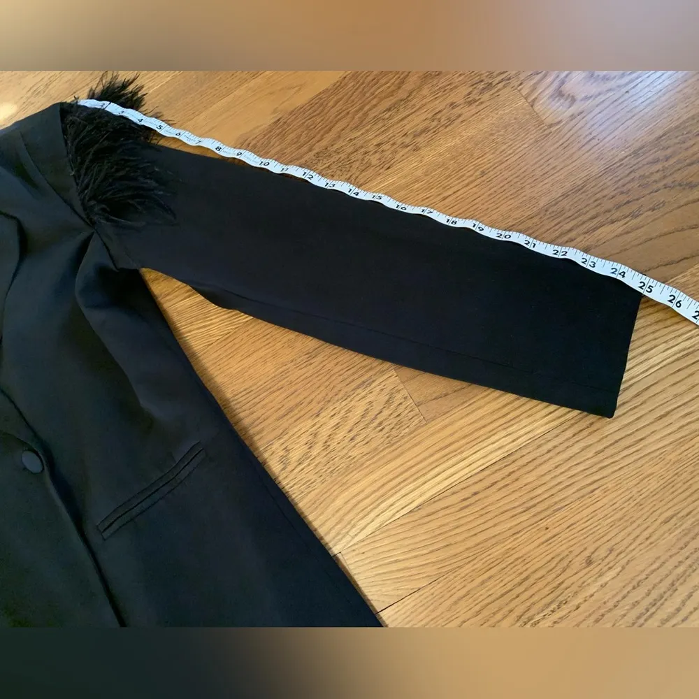 Nwot feather shoulder double breasted black blazer size M Size M - Image 9