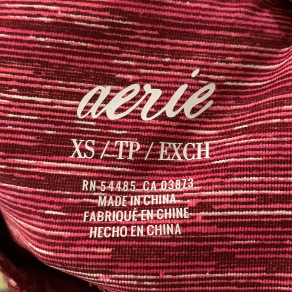 Aerie cropped athletic space dye leggings with scalloped cut out detail size XS - Image 8