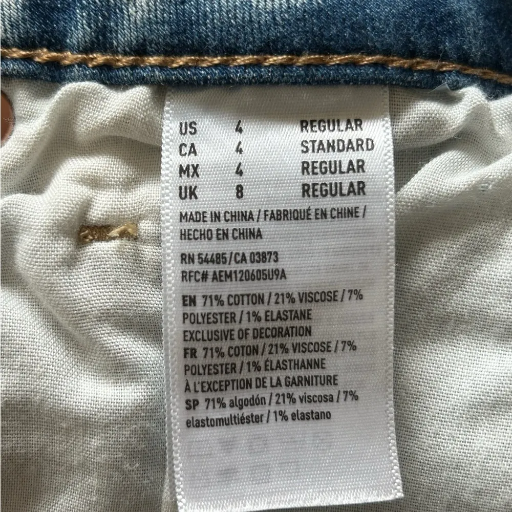 American Eagle Hi-Rise Distressed Denim Mini Jean Skirt Size 4 - Image 3