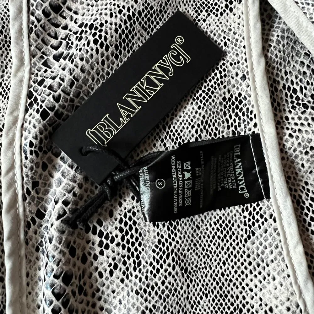 Blank NYC Faux Suede Snake Print Open Front Drape Light Jacket Size Small NEW - Image 9