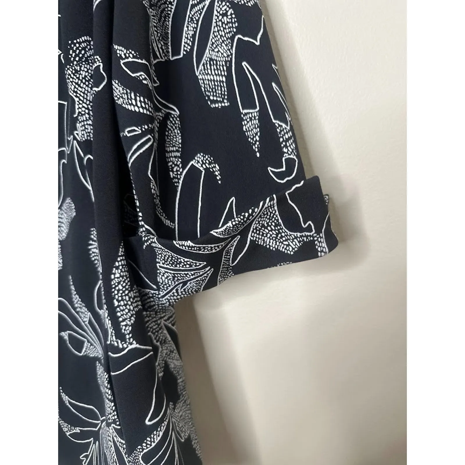 Susan Graver Liquid Knit Floral Blazer Jacket Size 1X One Button Stretch Black - Image 3