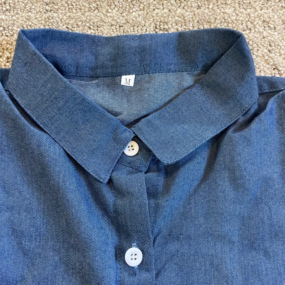 NWT- Blue Denim Style Long Sleeve Tunic Top Medium - Image 3