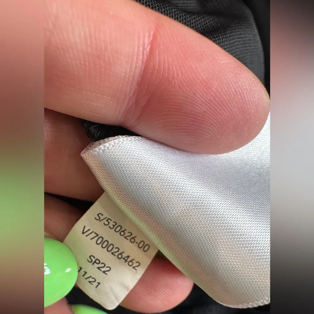 Athleta trekkie north short black size 12 - Image 6