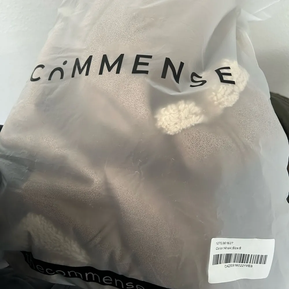 Commense Distressed Leather Fleece Aviator Jacket - Image 8