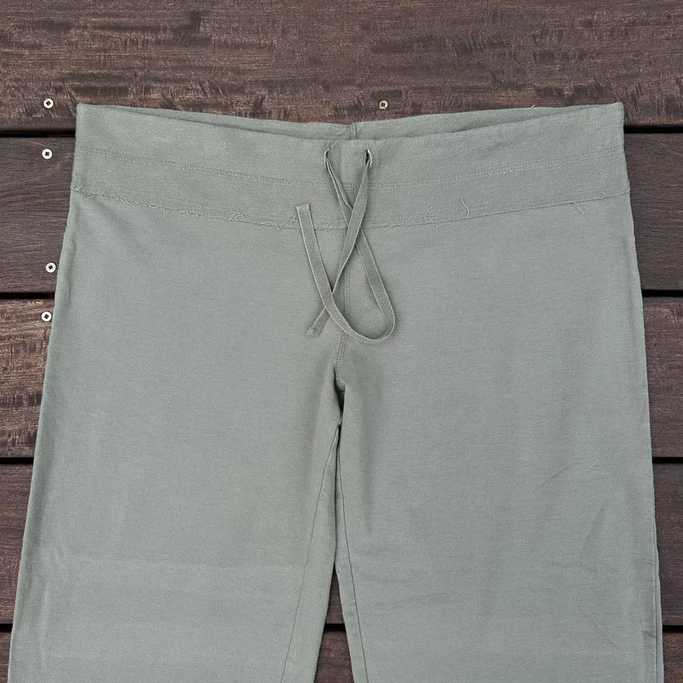 Barefoot Dreams  Light Green Low Rise Sweatpants w/ Elastic Drawstring Waist - Image 3