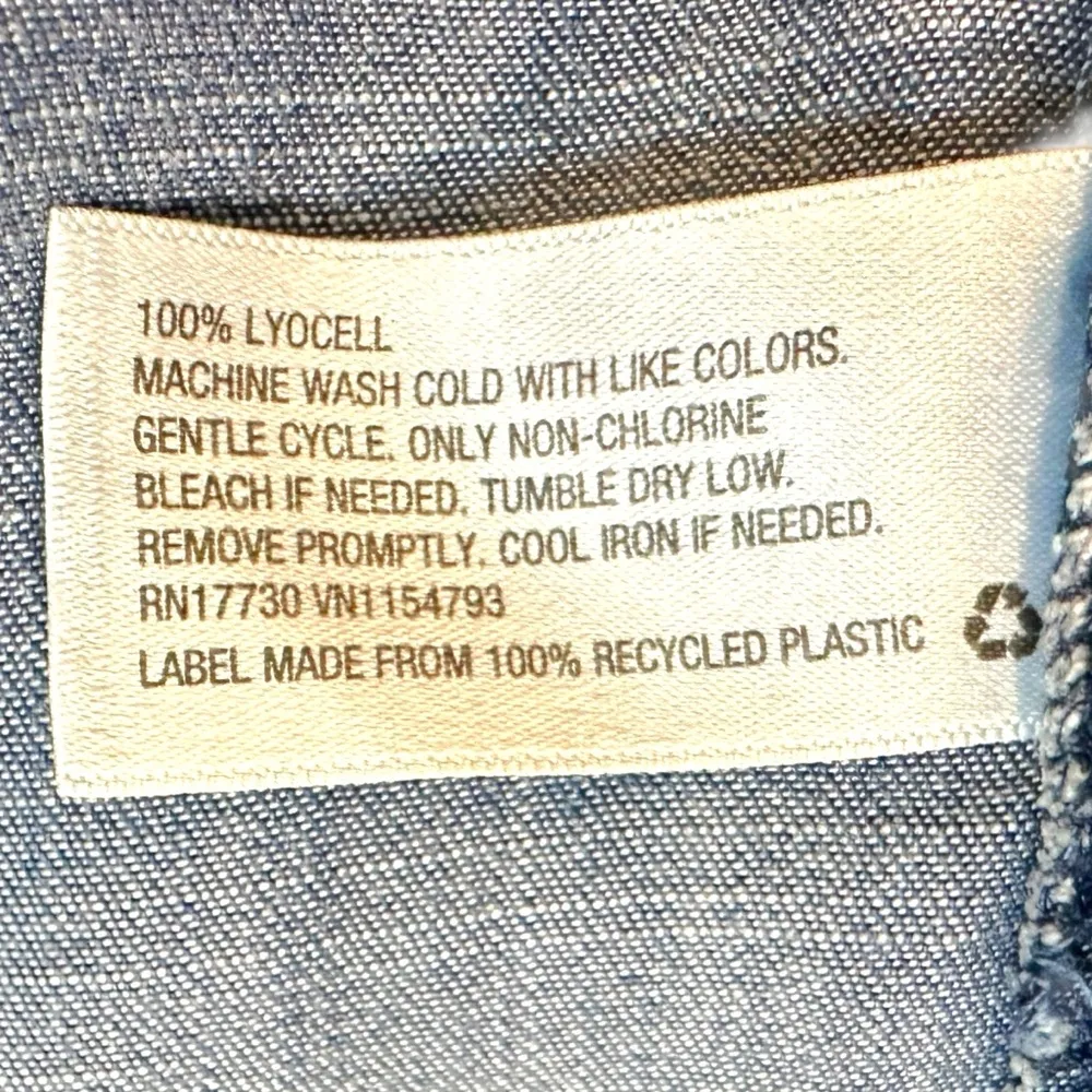 Mossimo Dainty Chambray Denim Ruffle Flounce Romper Size Large Summer Beach Blue - Image 5