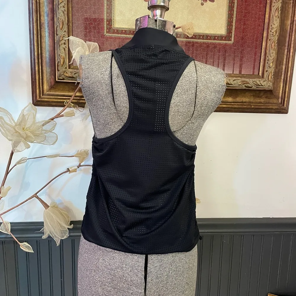 Athleta Hiit It Racer Back Ruched Side Mesh Tank Top - Sz M 💕🎀 - Image 8