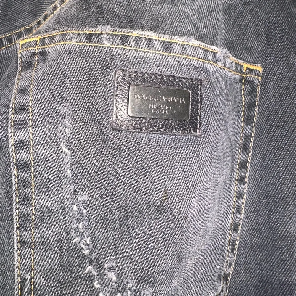 DOLCE & GABBANA
Women's "14 Gold" Black Straight Leg Boyfriend Jeans. Size 12 - Image 8