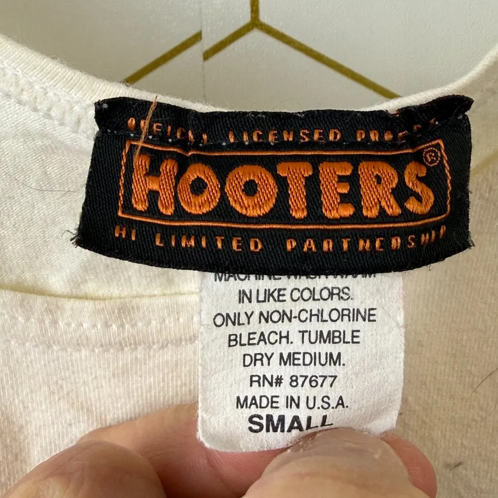 Hooters Graphic Tank Top – Paramus, NJ - Size - Small - Image 5