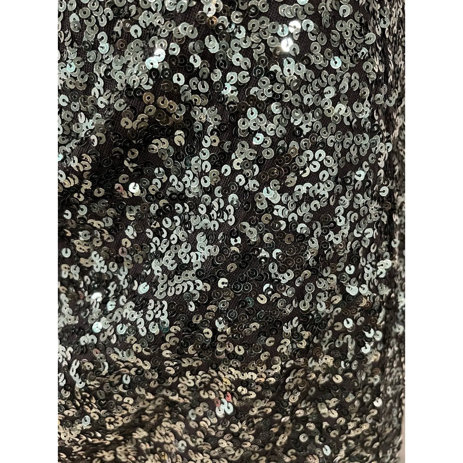 Badgley Mischka Emerald Sequin Asymmetrical Halter Gown Size 2 - Image 10