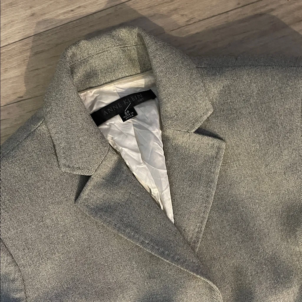 Anne Klein 8P Elegant Gray Suit blazer skirt Set - Image 7