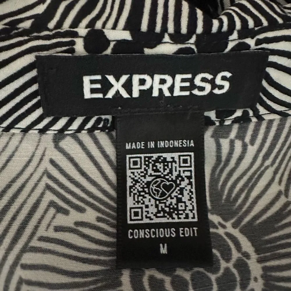 EXPRESS Floral Ruffle Hem Oversized Shirt Dress Size Medium - Image 5