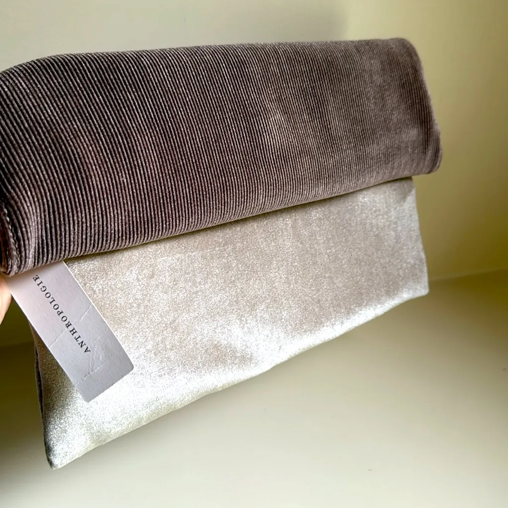 NWT | ANTHROPOLOGIE Augustina Foldover Velvet Clutch Purse Travel Tech Pouch - Image 2