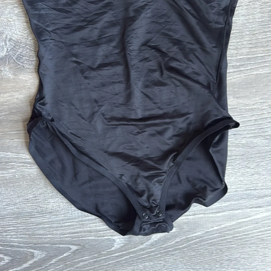 NEW Wolford Sheer Touch Forming Body 36B Black Size undefined - Image 6