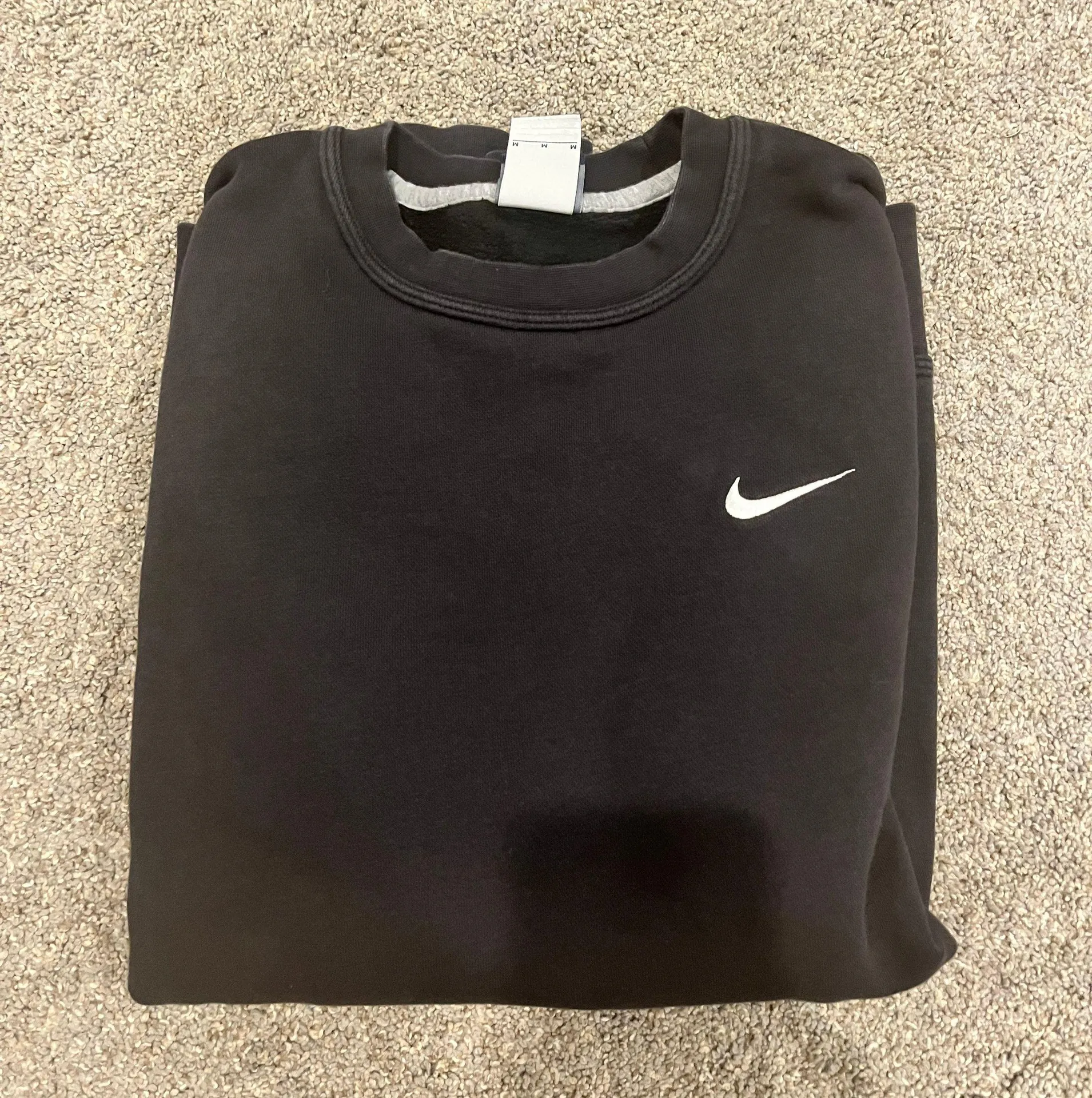 Nike Sweatshirt - Image 2