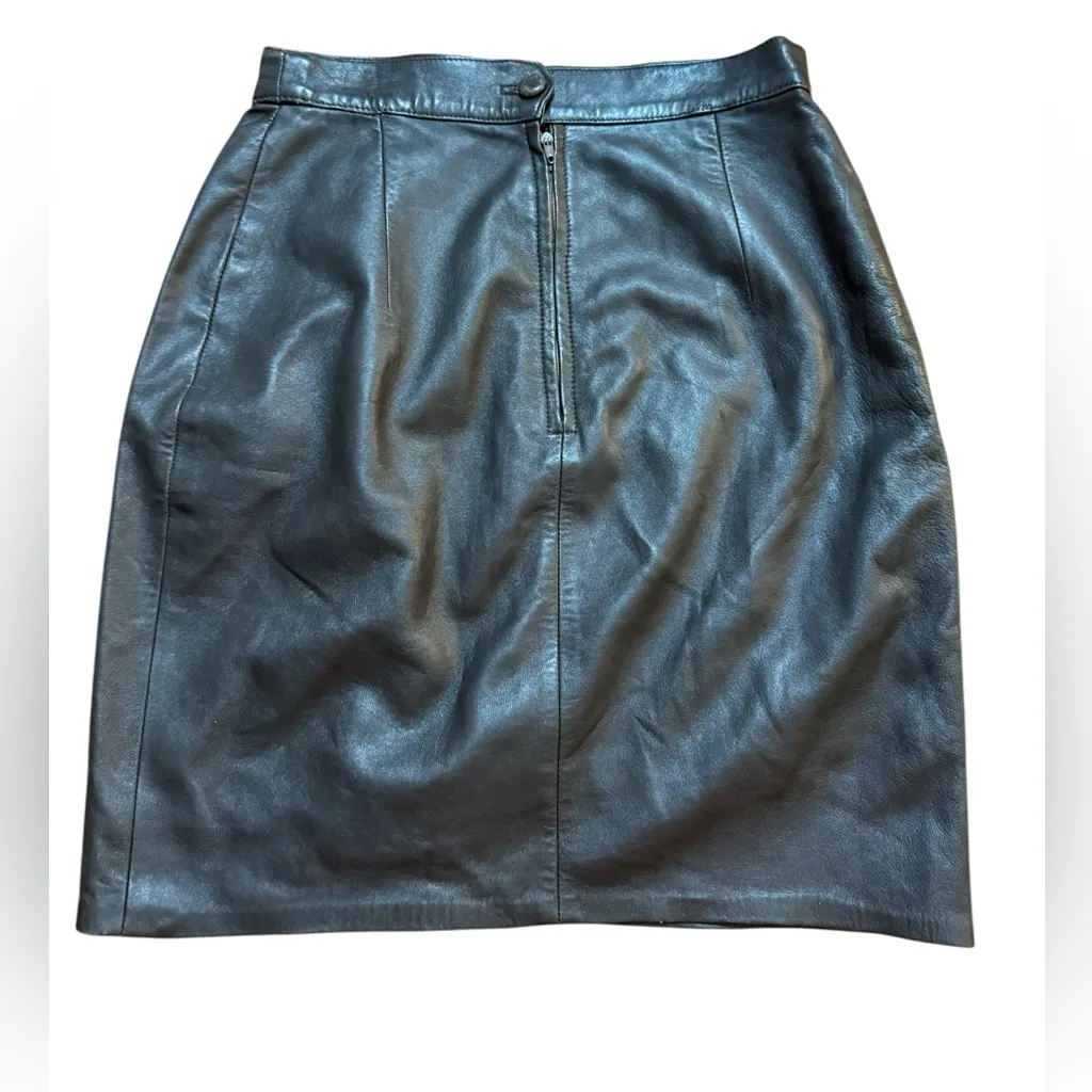 Vintage Chic Brown Faux Leather Skirt Womens size 26 / Small - Image 2