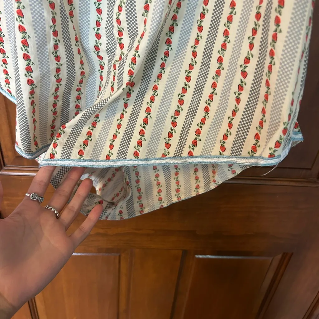 Urban Outfitters Strawberry Patterned romper - Image 8