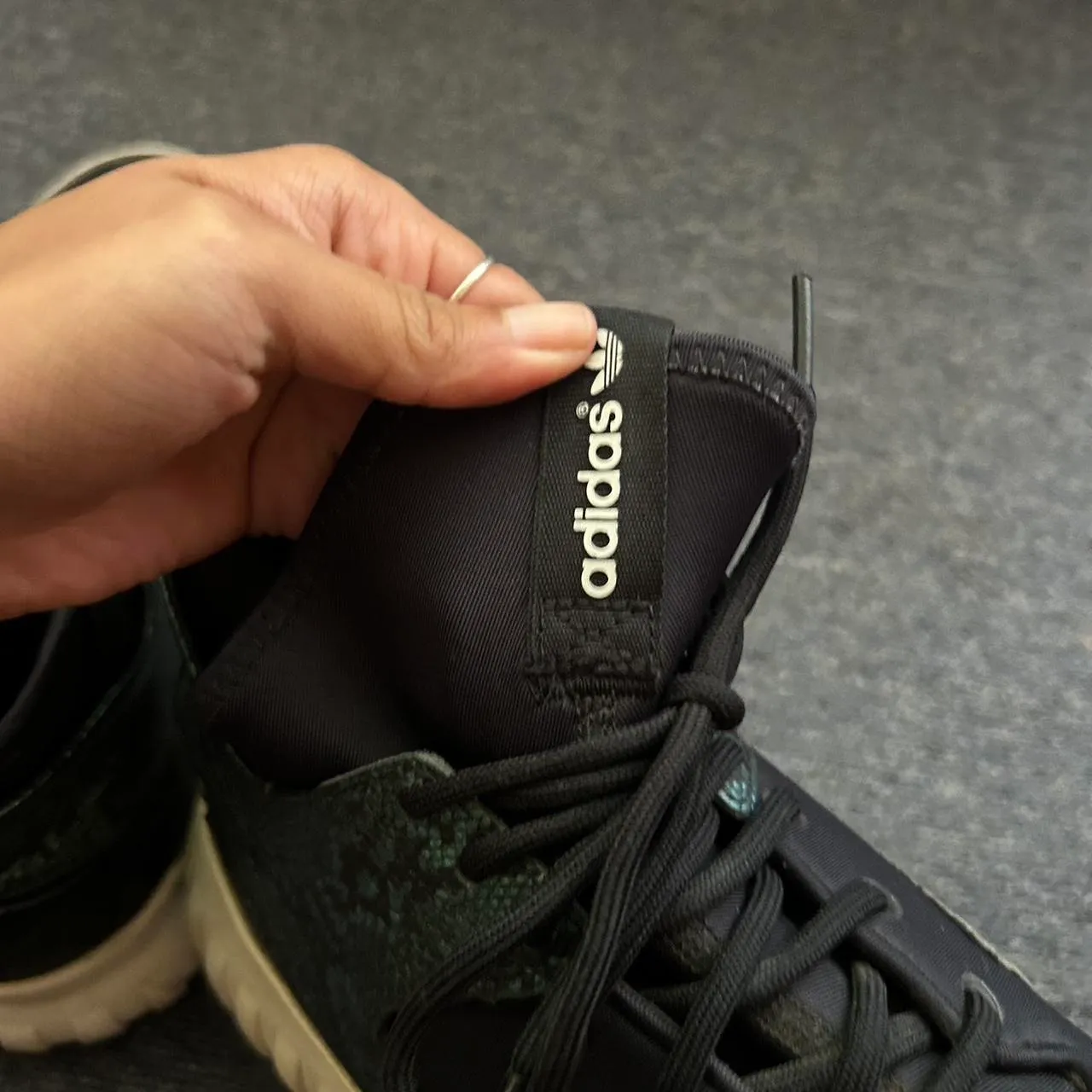 Adidas Green Snakeskin Tubular X Athletic Shoes - Image 7