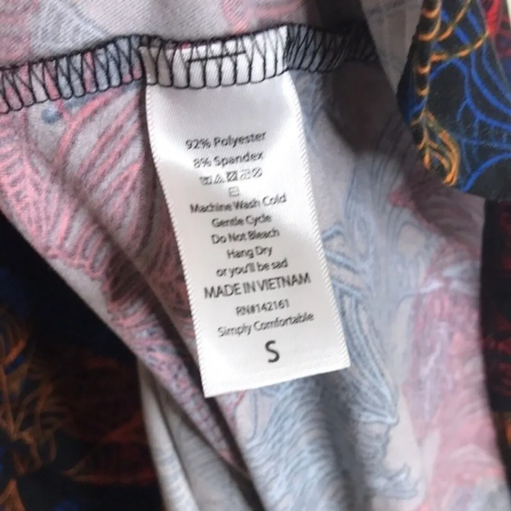 Lularoe floral colorful stretch Carly T-shirt dress size small - Image 7