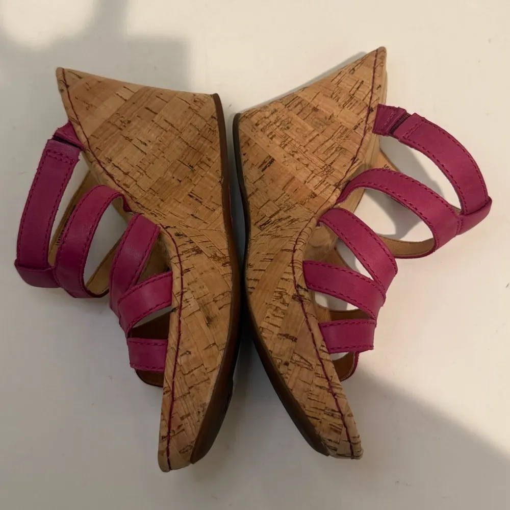 BORN Lisi Raspberry Pink Leather Cork Strappy Slip On Wedge Sandals Size 6 - Image 5