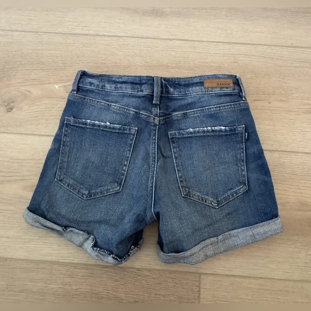 Garage  Blue Jean Shorts Distressed Mid-Rise 💙 - Image 7