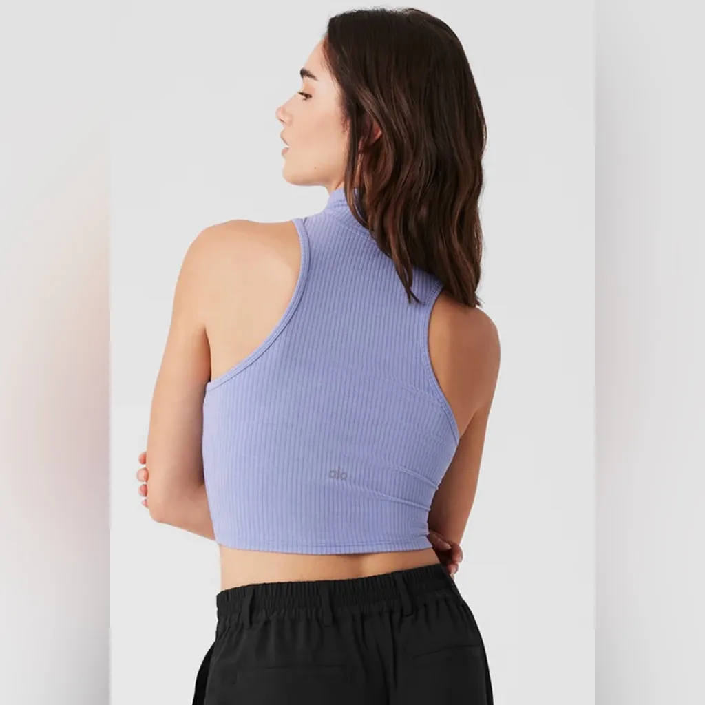 Alo NWOT Ribbed Sea Coast Cropped Turtleneck Tank Top Sleeveless Lilac Size L - Image 2