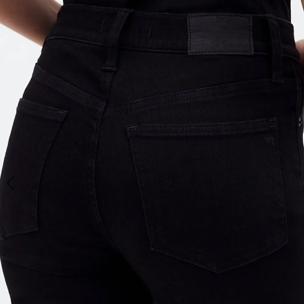 Madewell Petite Kick Out Mid-Rise Crop‎ Jeans 27 Black - Image 4