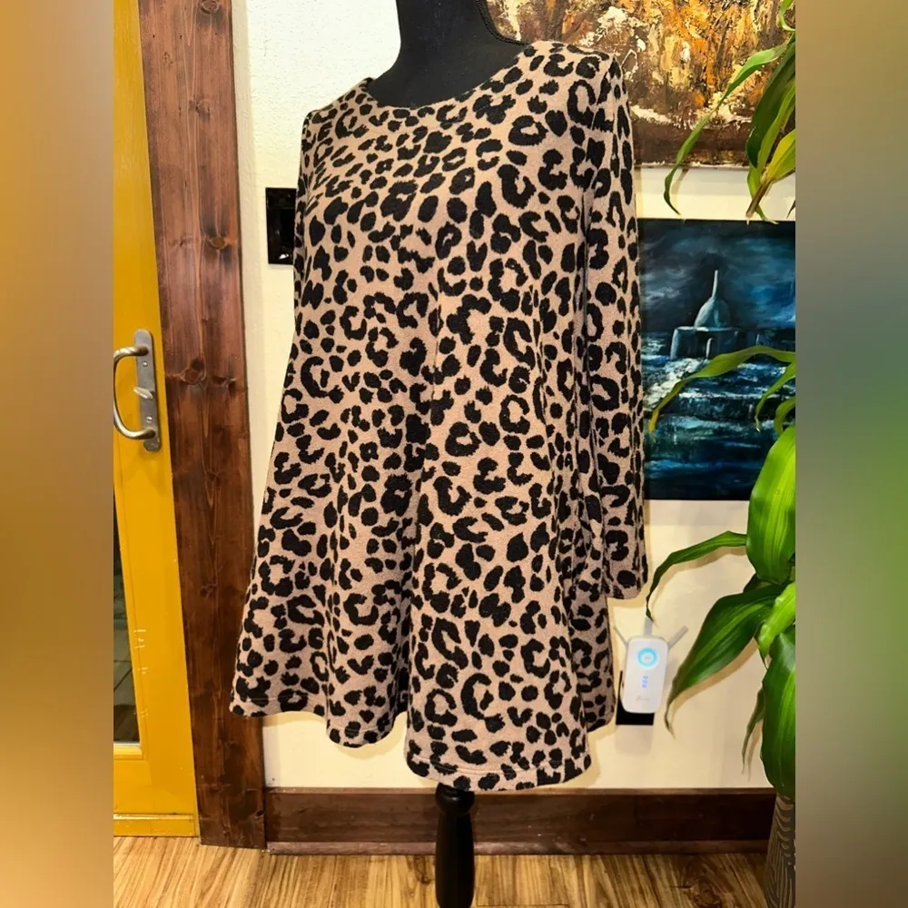 Peach Love California Animal Print Mini Babydoll Dress Medium - Image 2
