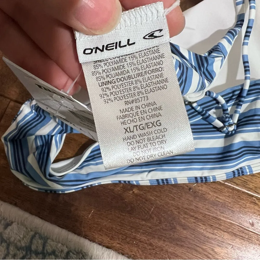 O’Neill juniors swim top spaghetti strap XL - Image 4