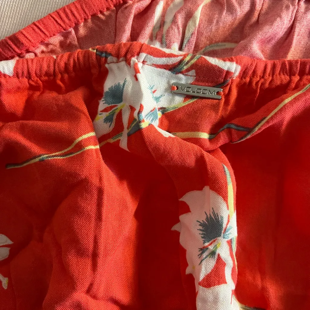 Volcom Coral Floral Strapless Top - Image 6