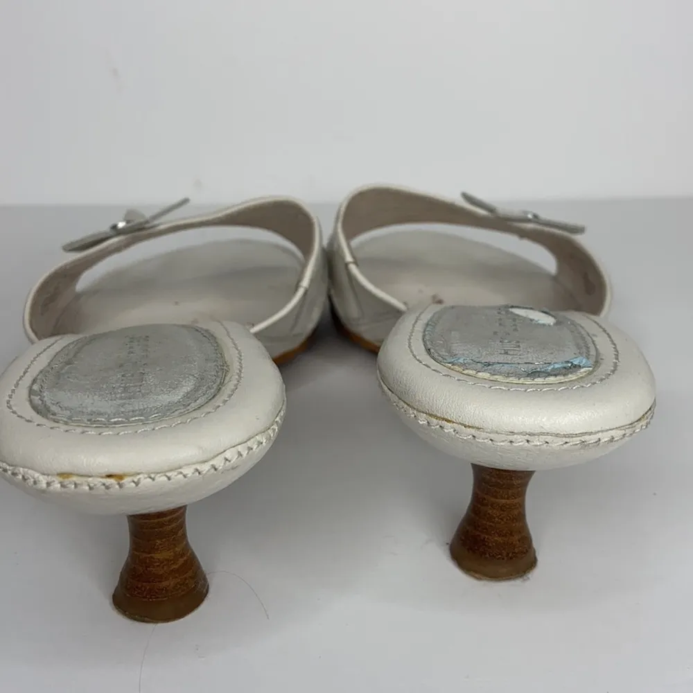 Hush Puppies White Leather Slip On Floral Sandals Size 9 - Image 11