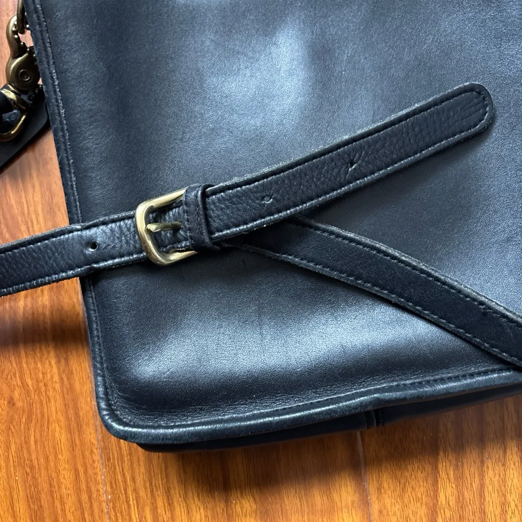 Coach Vintage Black Leather Top Handle 5130 Station Crossbody Bag - Image 10