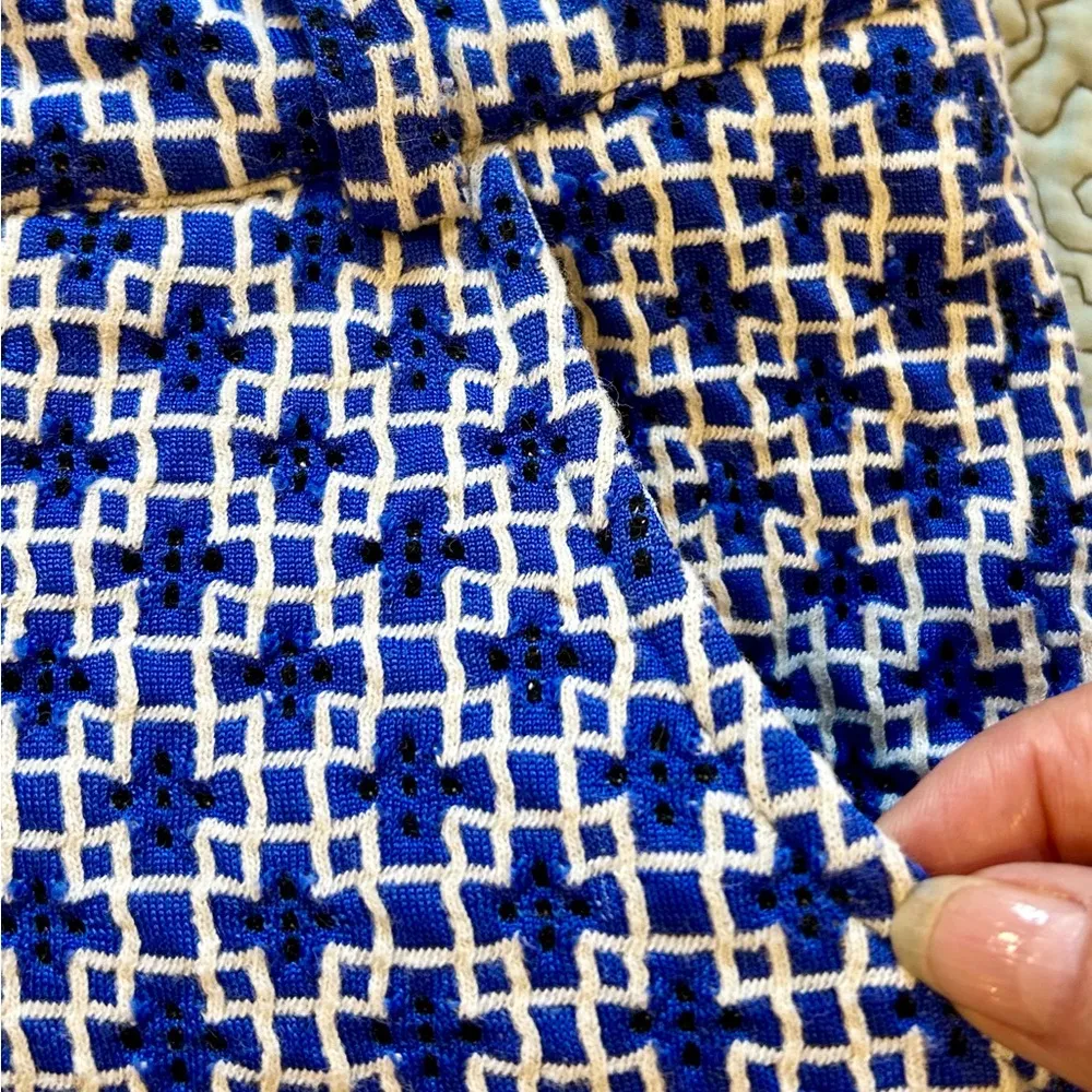 SOUTHERN MARSH  Brighton Marrakesh Blue/White Print Stretch Knit Shorts Sz 2💛 - Image 4