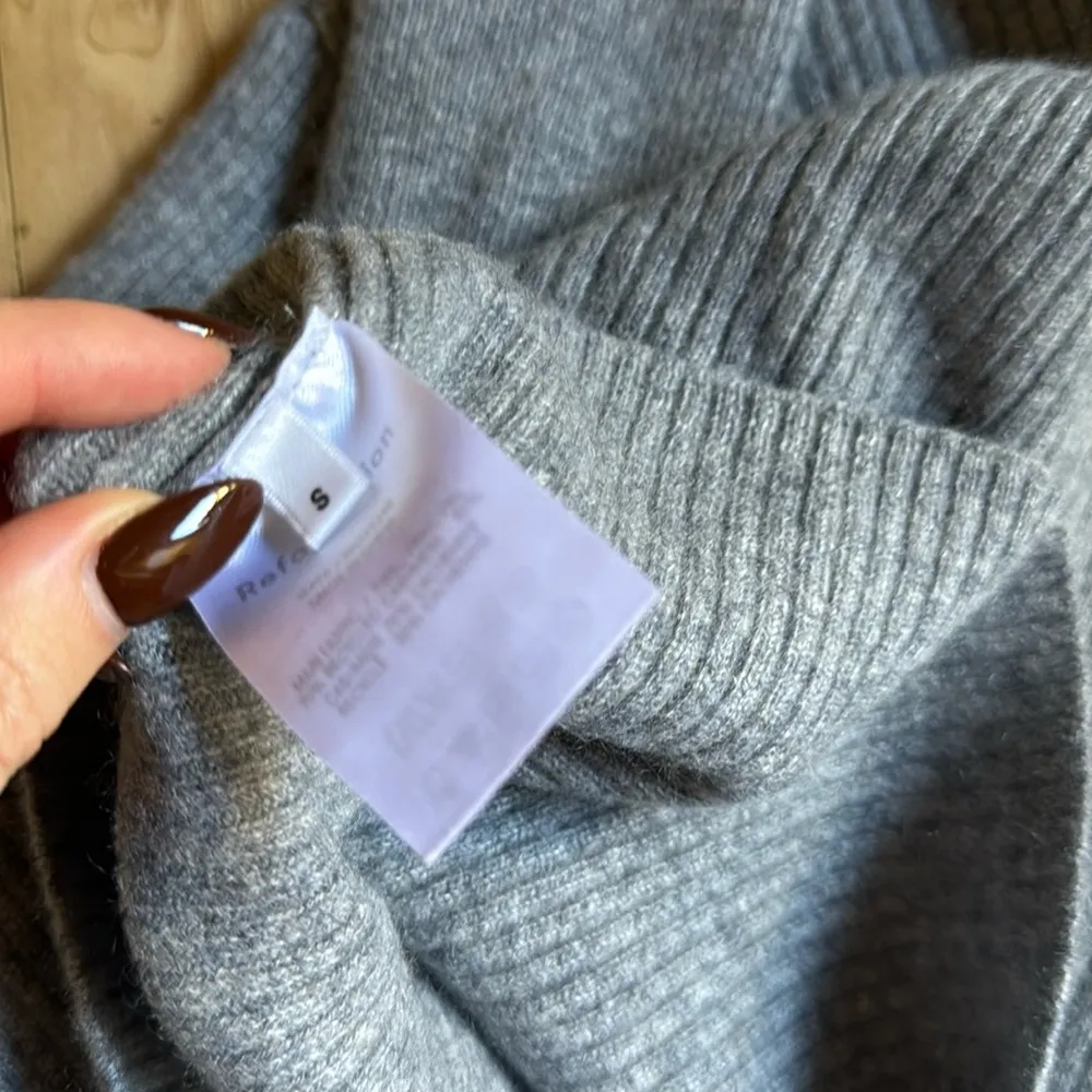 Reformation  Turtleneck Sweater - Image 5