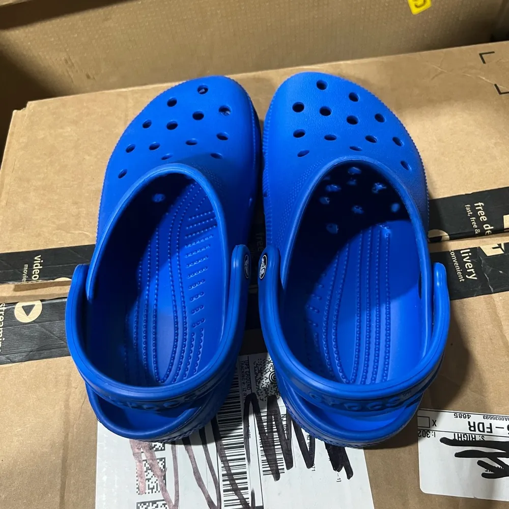 CROCS Bright Cobalt Blue Classic Rubber Slip On Clogs Size 7 Women's 5 Men's $50 - Image 6