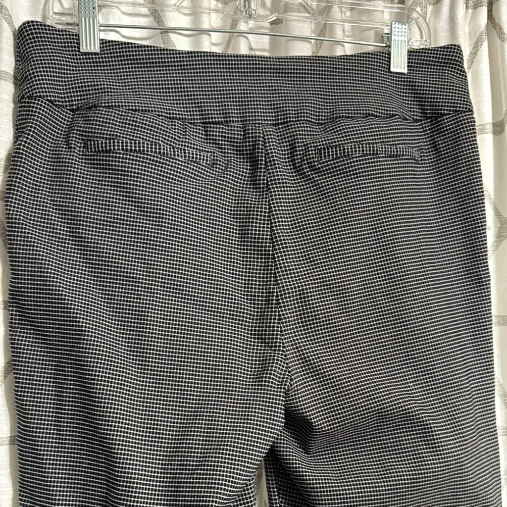 Hilary Radley Women's Black Patterned Pants - Image 5