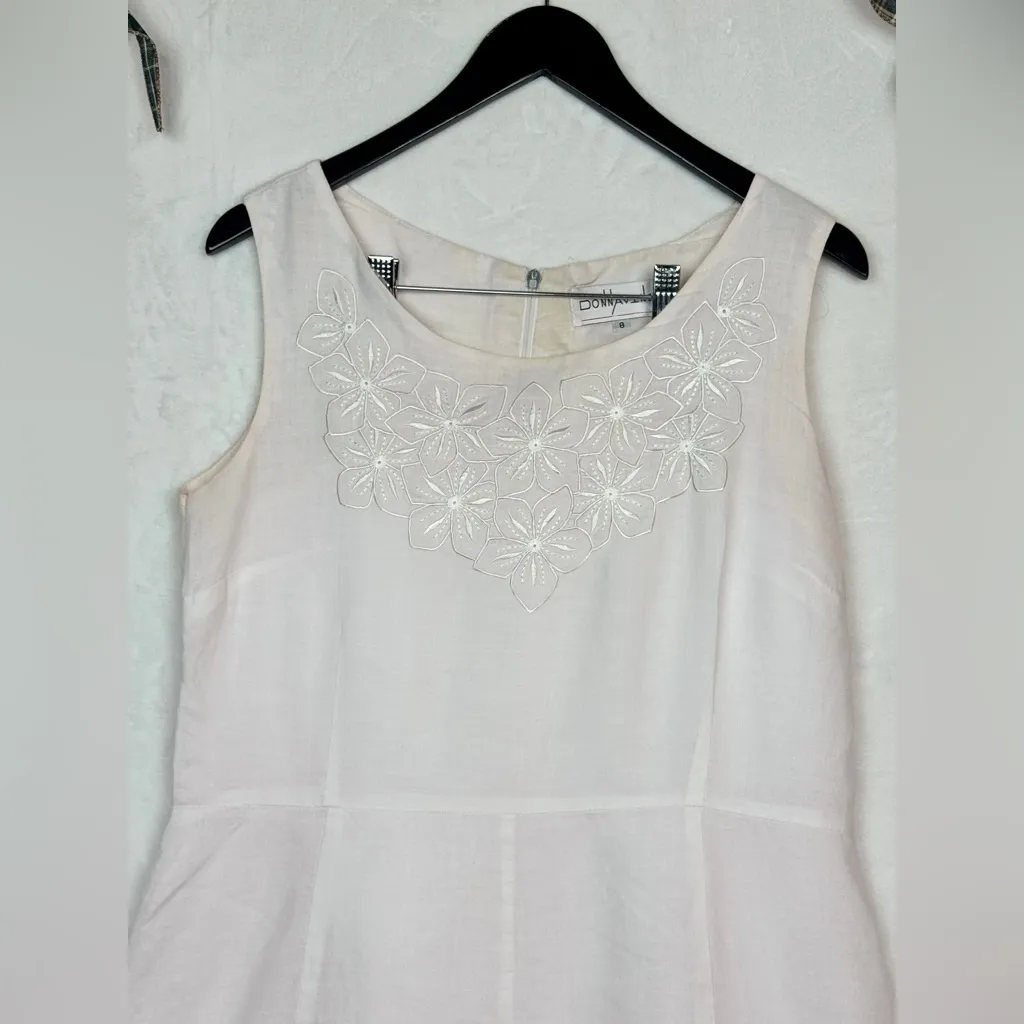 Donnavincy 100% Ramie Minimalist White Sleeveless Dress Floral Embroidery Sz8 Size 8 - Image 2