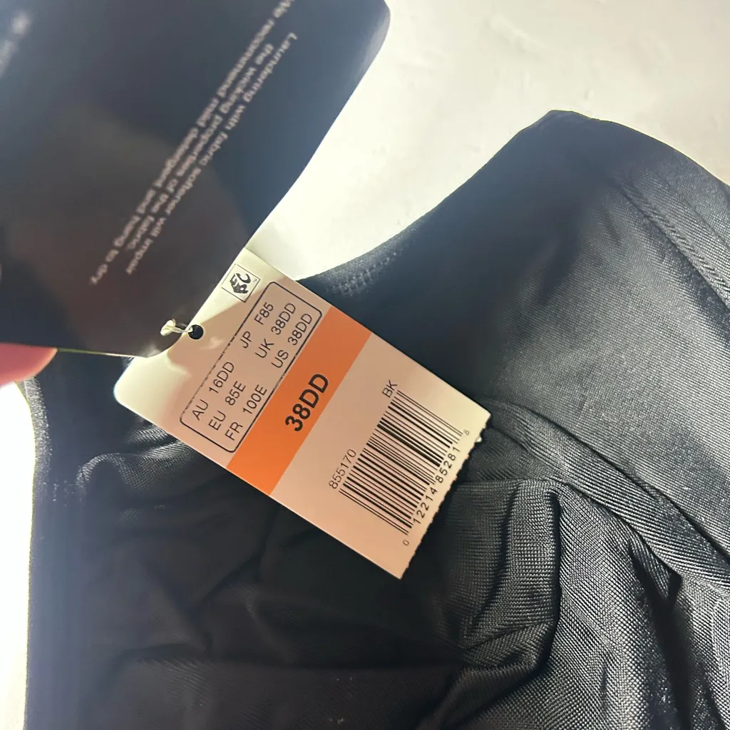 Wacoal Black Sport Bra - Image 3